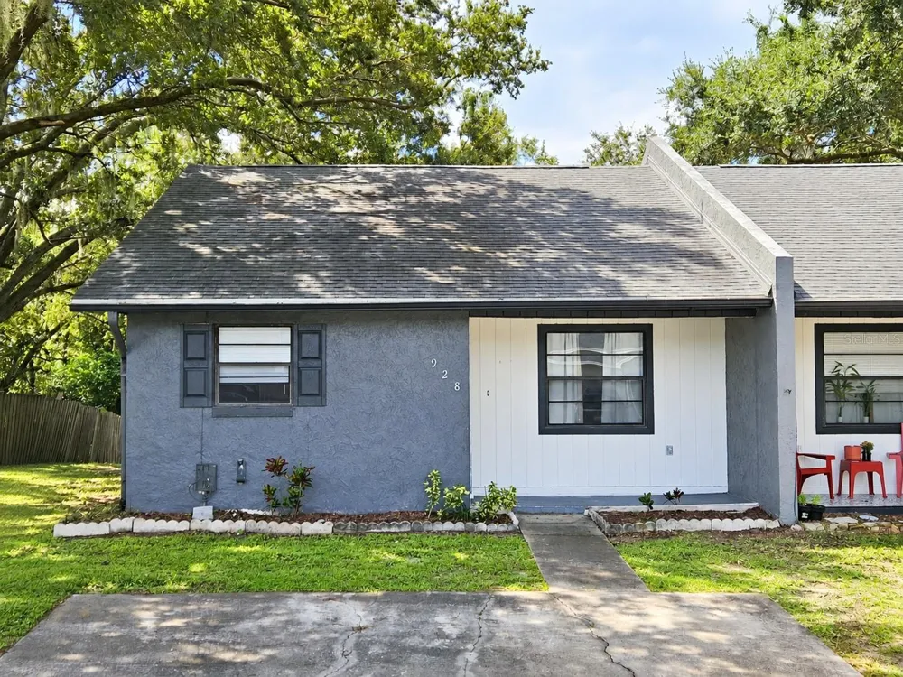 928 WINNIE LANE Lakeland, FL 33813