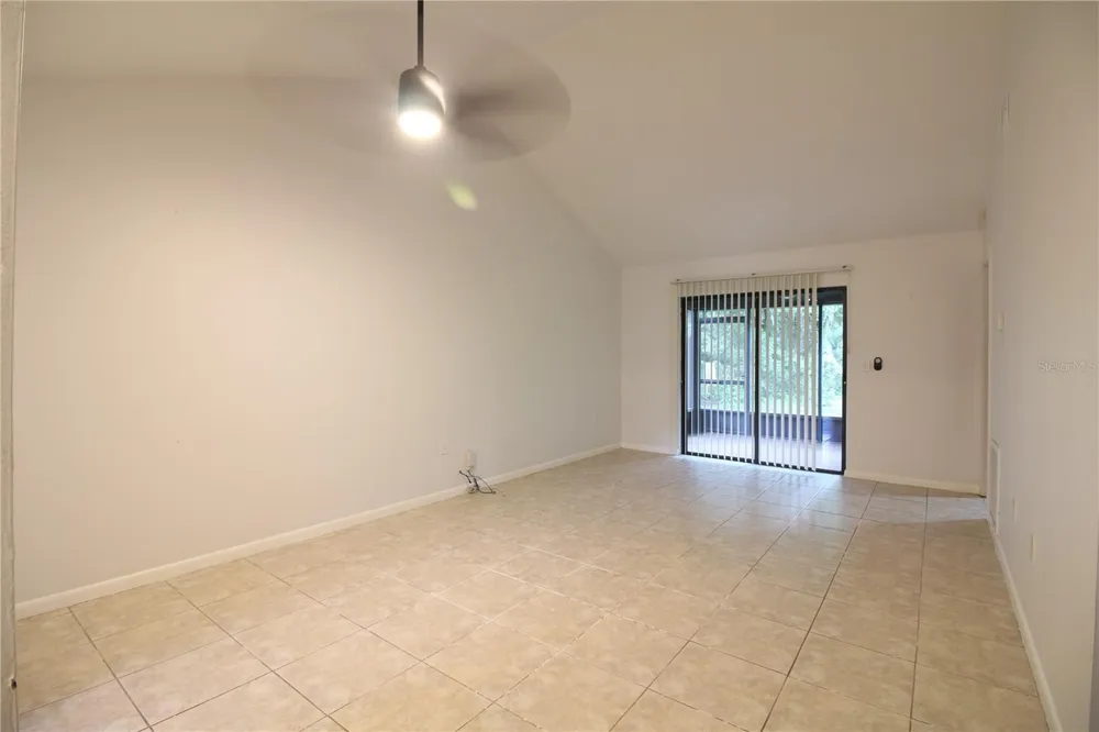 928 WINNIE LANE Lakeland, FL 33813
