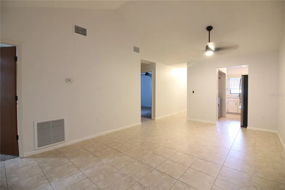 928 WINNIE LANE Lakeland, FL 33813