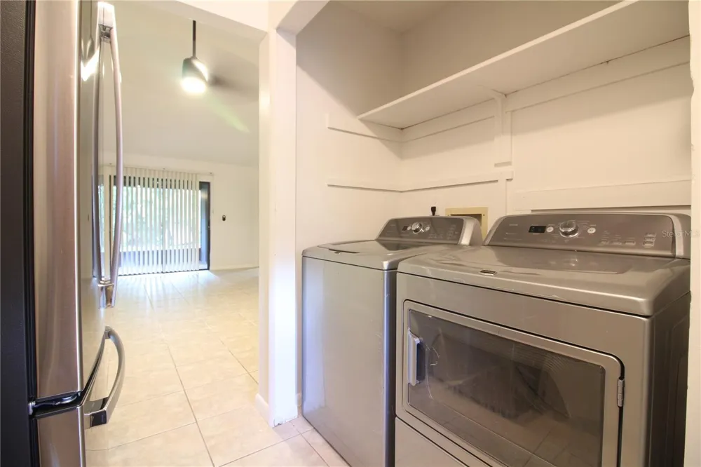 928 WINNIE LANE Lakeland, FL 33813