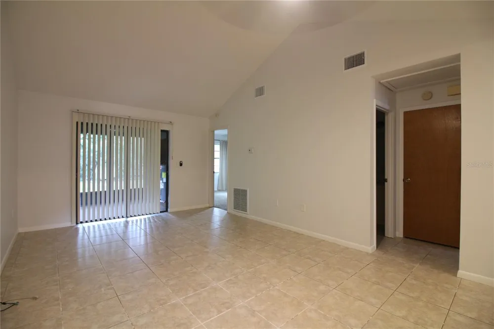 928 WINNIE LANE Lakeland, FL 33813