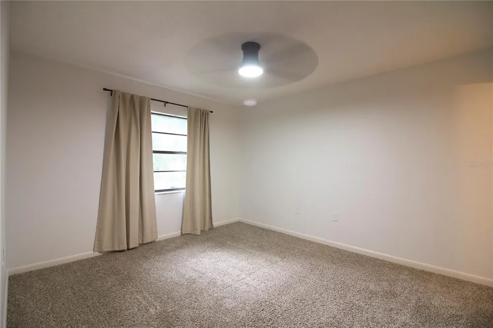 928 WINNIE LANE Lakeland, FL 33813