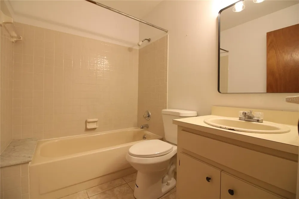 928 WINNIE LANE Lakeland, FL 33813