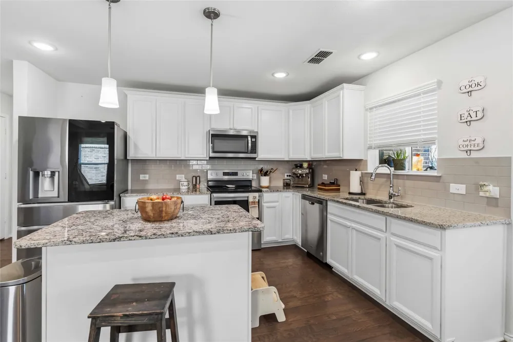 759 Brockwell Bend Forney, TX 75126