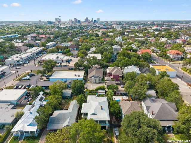 117 W MISTLETOE AVE San Antonio, TX 78212
