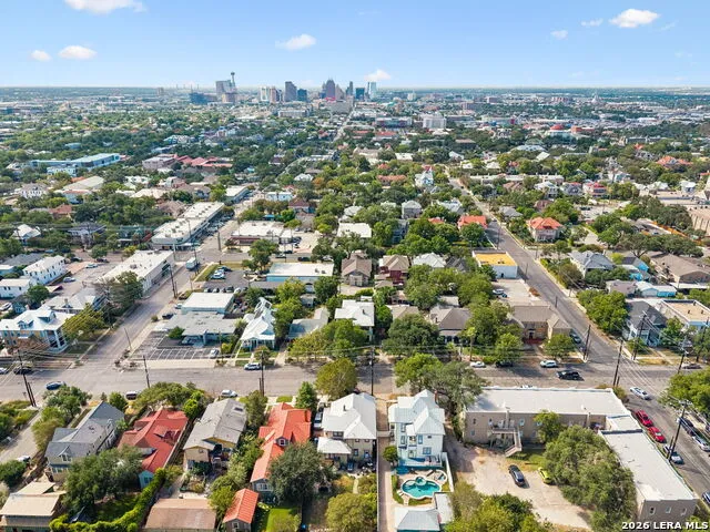 117 W MISTLETOE AVE San Antonio, TX 78212