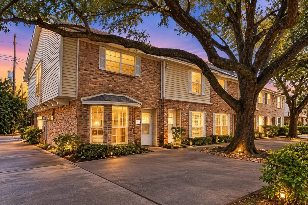 10652 Hazelhurst Drive #29 Hockley, TX 77043