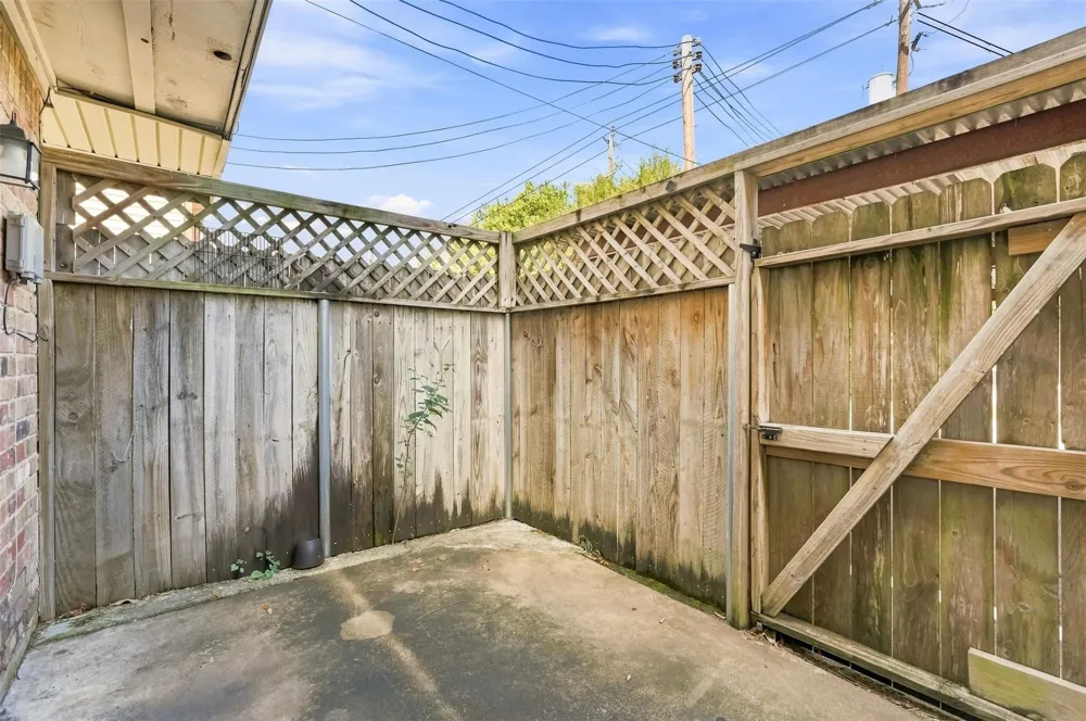10652 Hazelhurst Drive #29 Hockley, TX 77043