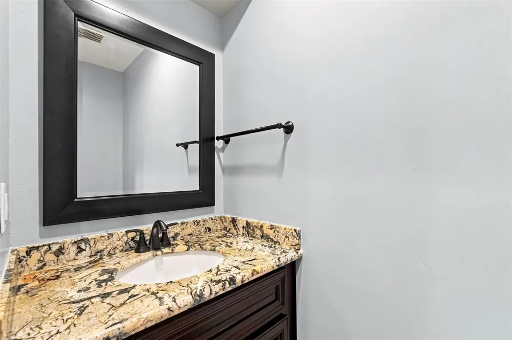 10652 Hazelhurst Drive #29 Hockley, TX 77043