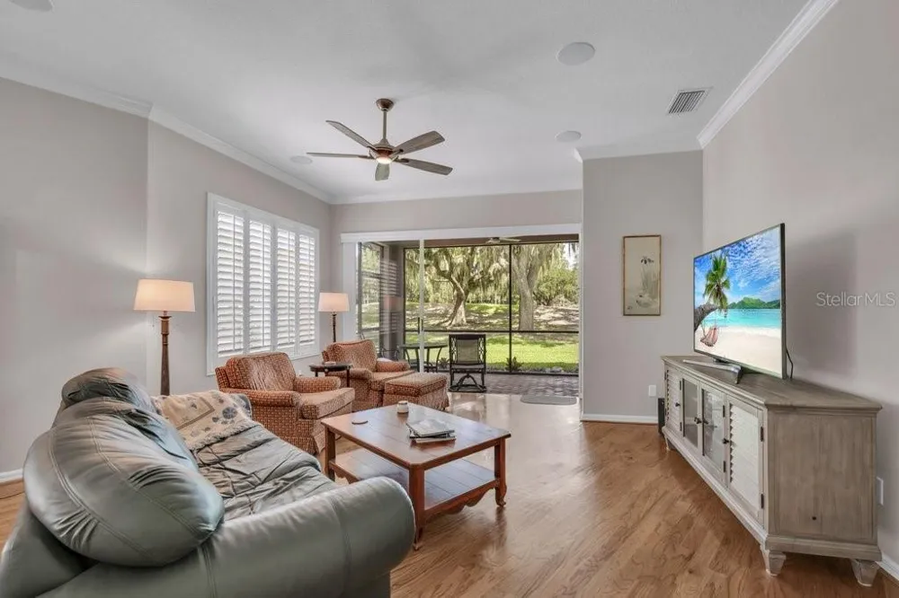 5116 FAIRWAY ONE DRIVE Valrico, FL 33596