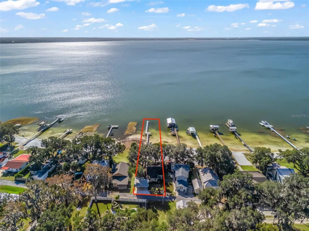 13400 SE 124TH PLACE Ocklawaha, FL 32179