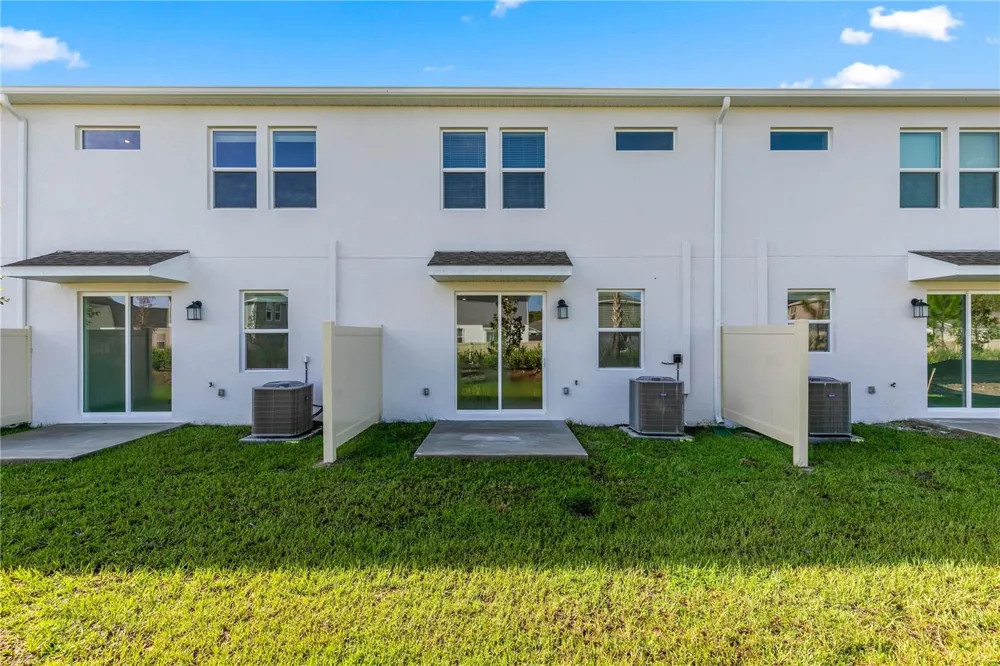 2717 SKYLINE LOOP Kissimmee, FL 34758