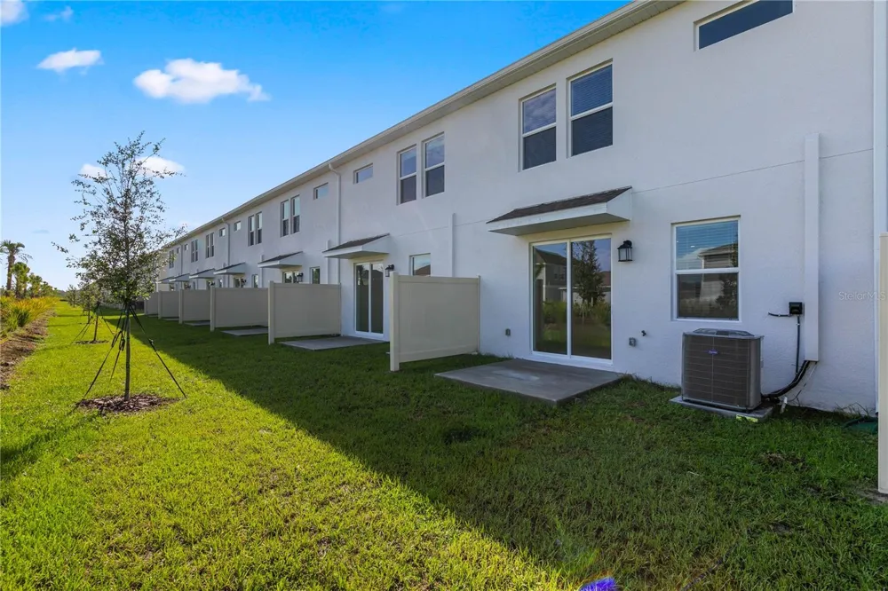 2717 SKYLINE LOOP Kissimmee, FL 34758
