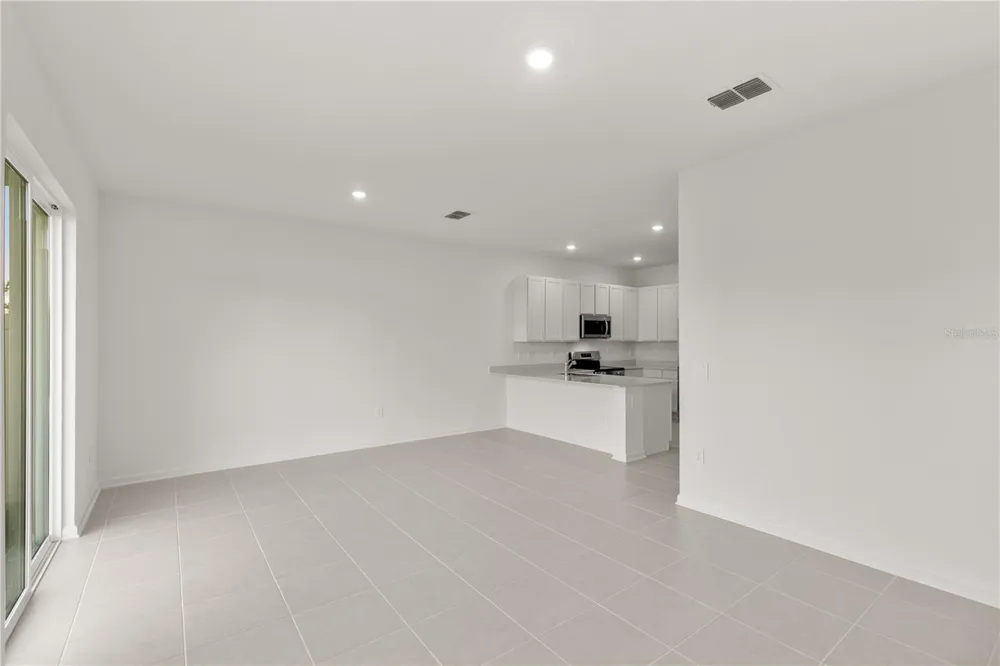 2717 SKYLINE LOOP Kissimmee, FL 34758