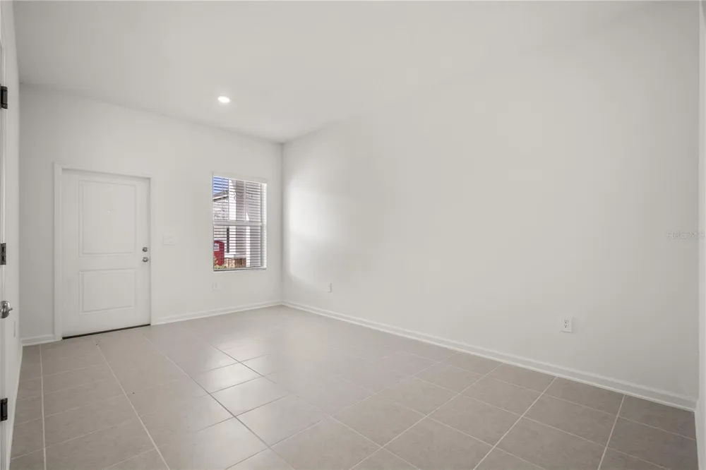2717 SKYLINE LOOP Kissimmee, FL 34758