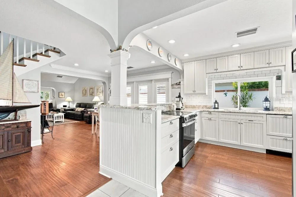 8643 PIPER LANE Seminole, FL 33777