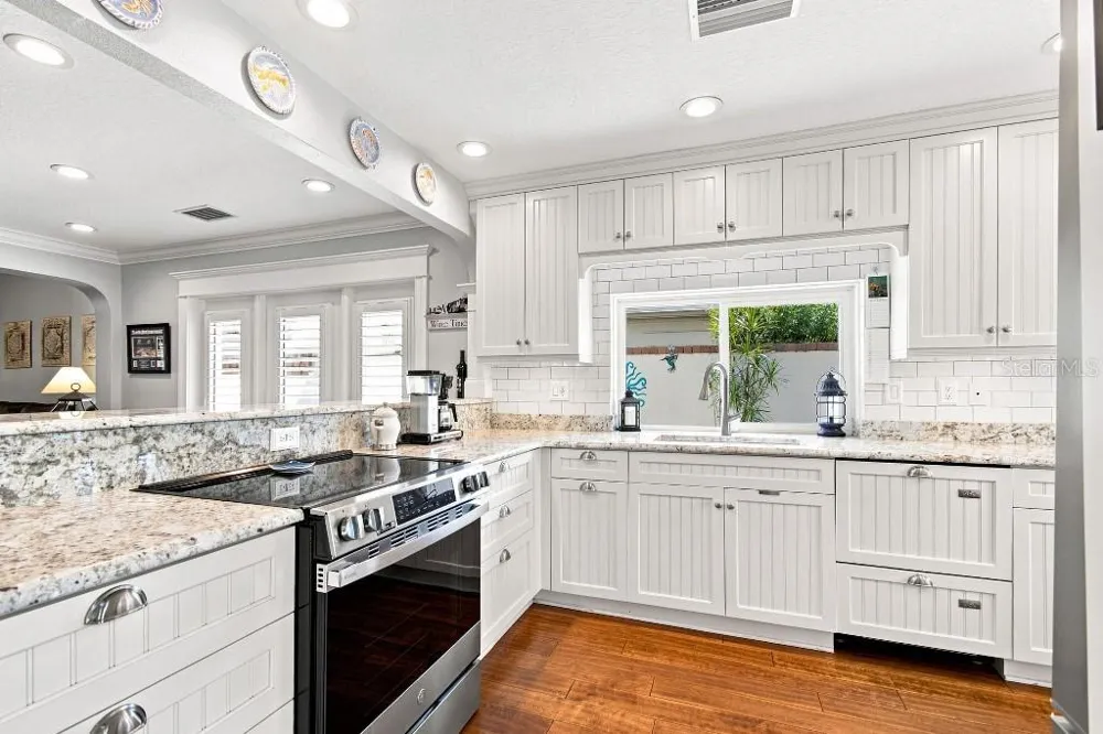 8643 PIPER LANE Seminole, FL 33777