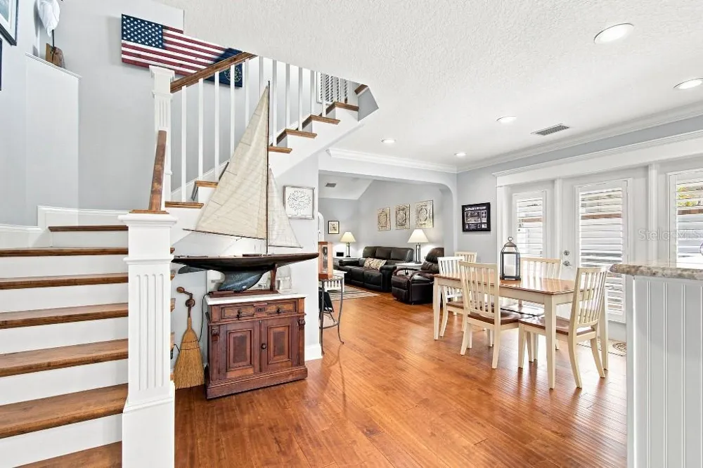 8643 PIPER LANE Seminole, FL 33777