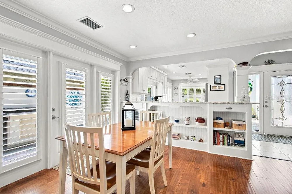 8643 PIPER LANE Seminole, FL 33777
