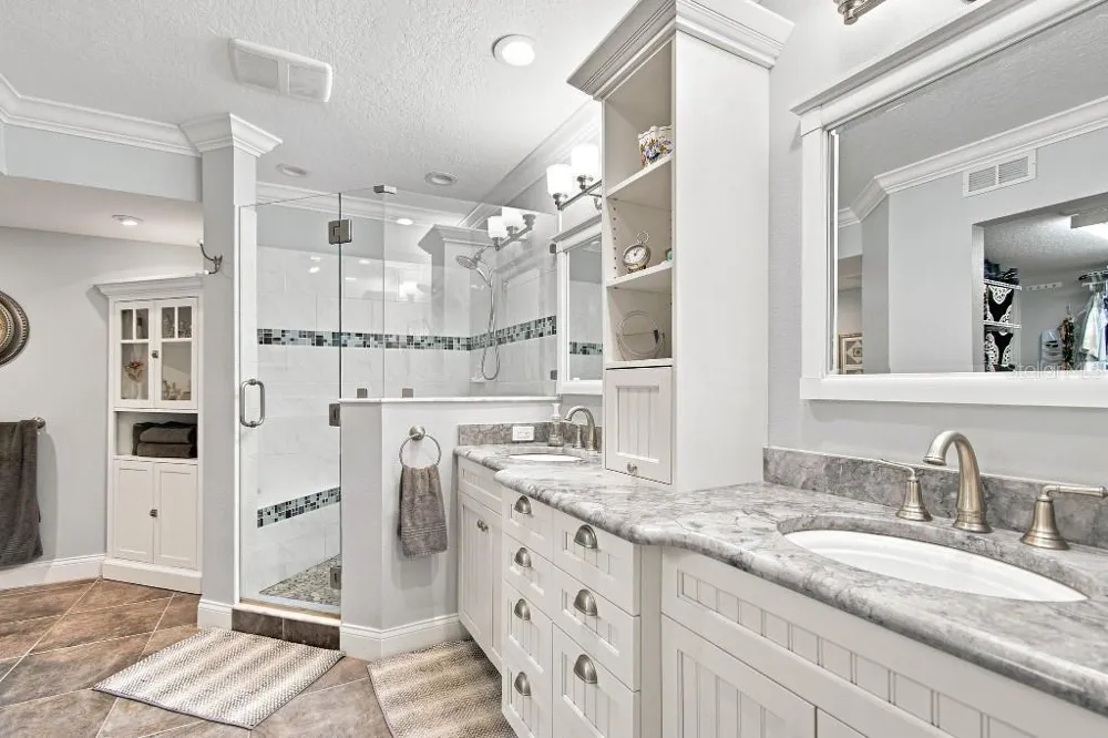 8643 PIPER LANE Seminole, FL 33777