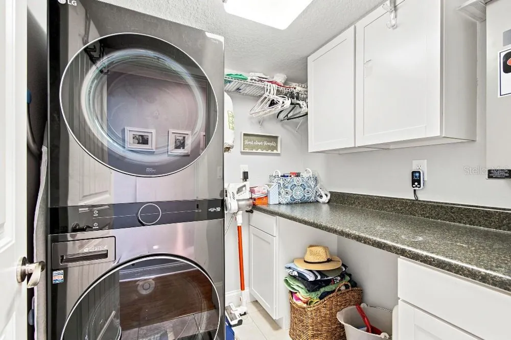8643 PIPER LANE Seminole, FL 33777
