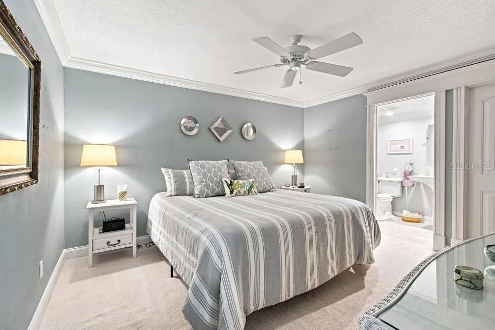 8643 PIPER LANE Seminole, FL 33777