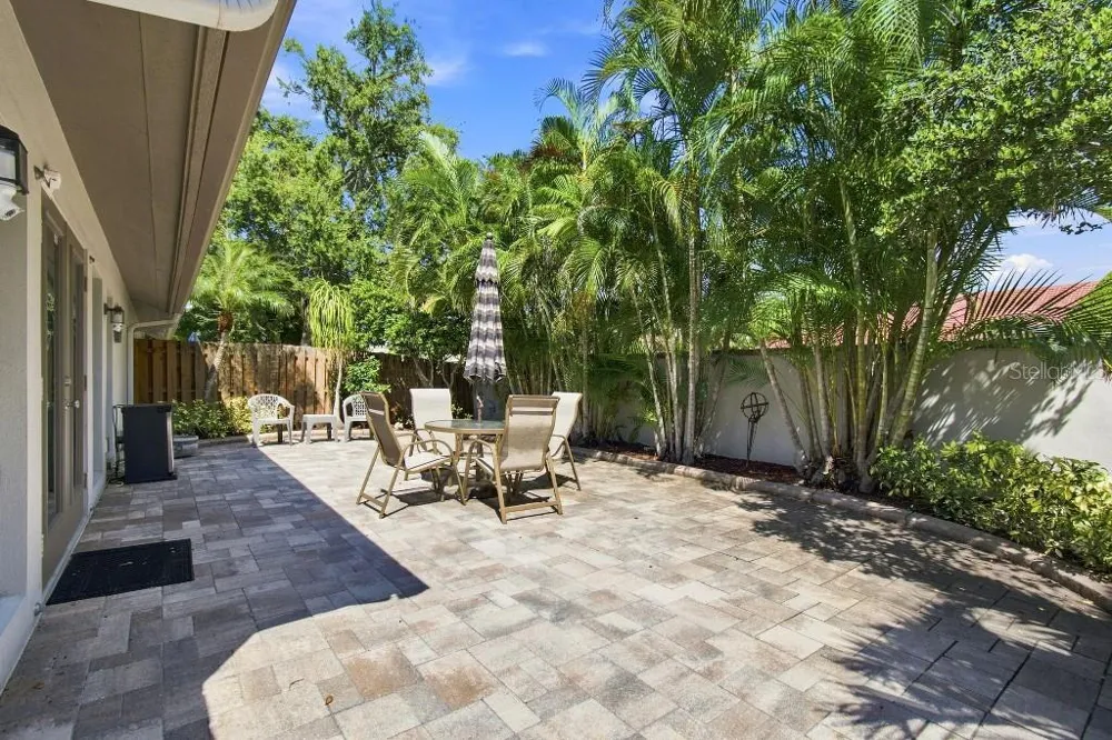 8643 PIPER LANE Seminole, FL 33777