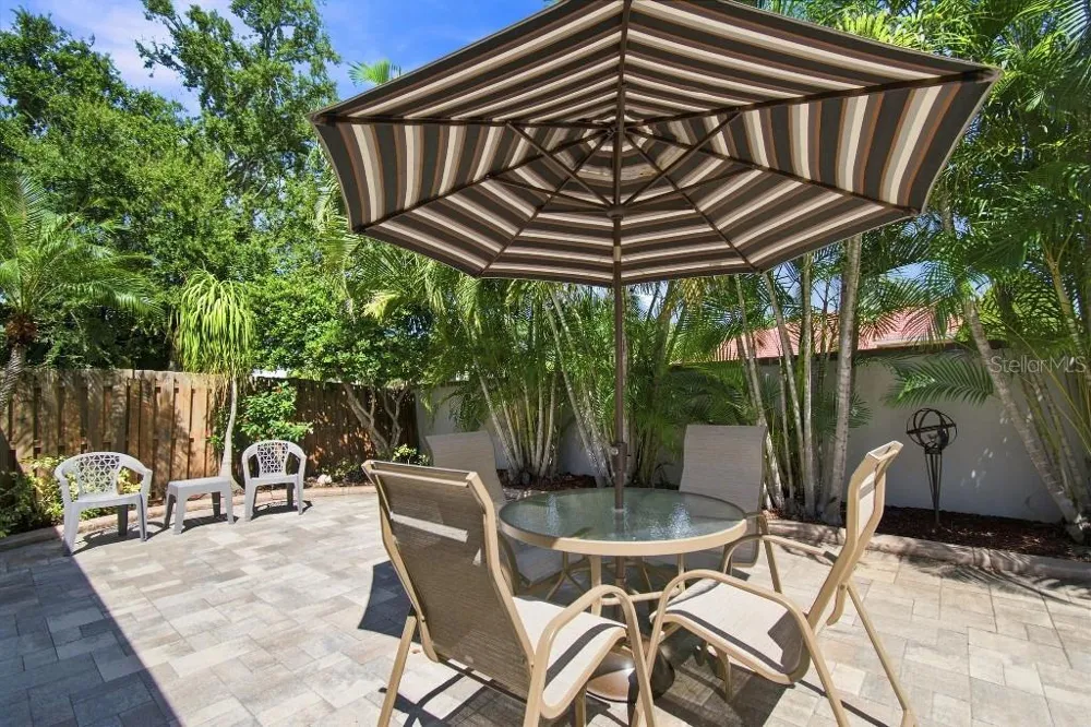 8643 PIPER LANE Seminole, FL 33777
