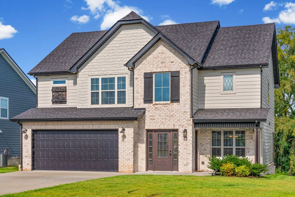 1517 Collins View Way Clarksville, TN 37043