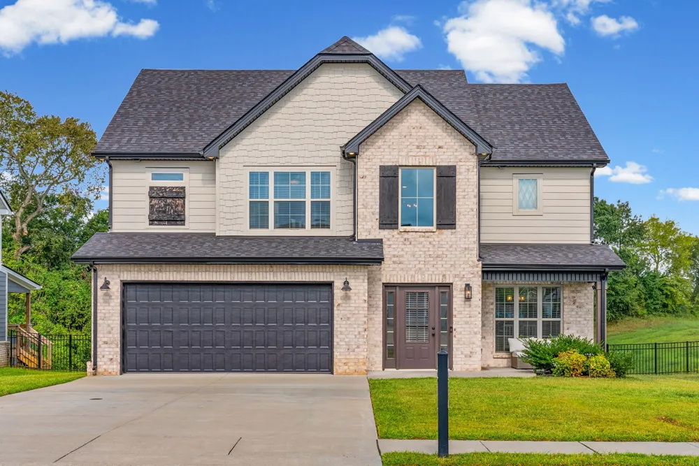 1517 Collins View Way Clarksville, TN 37043