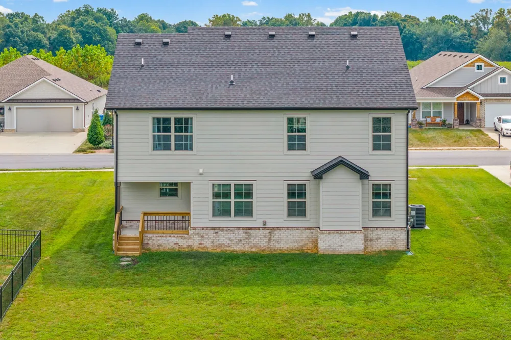 1517 Collins View Way Clarksville, TN 37043