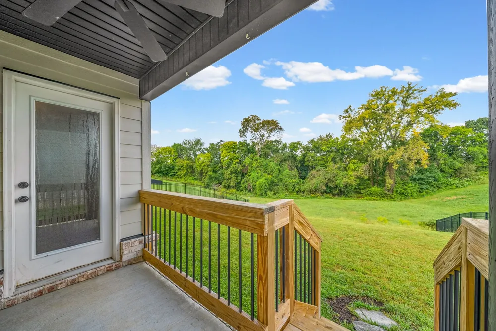 1517 Collins View Way Clarksville, TN 37043