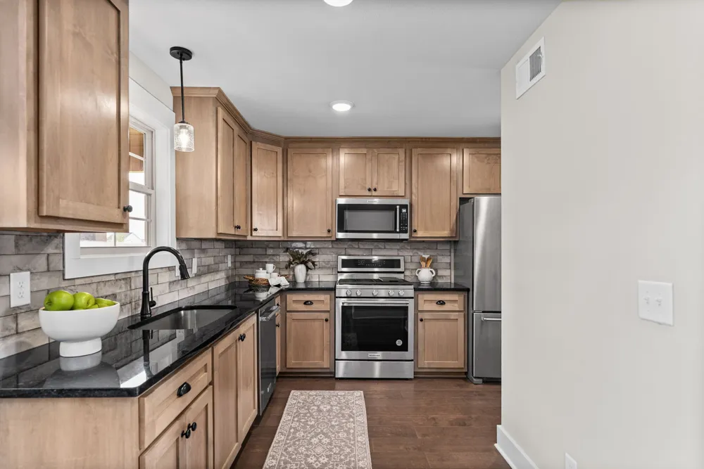 1517 Collins View Way Clarksville, TN 37043