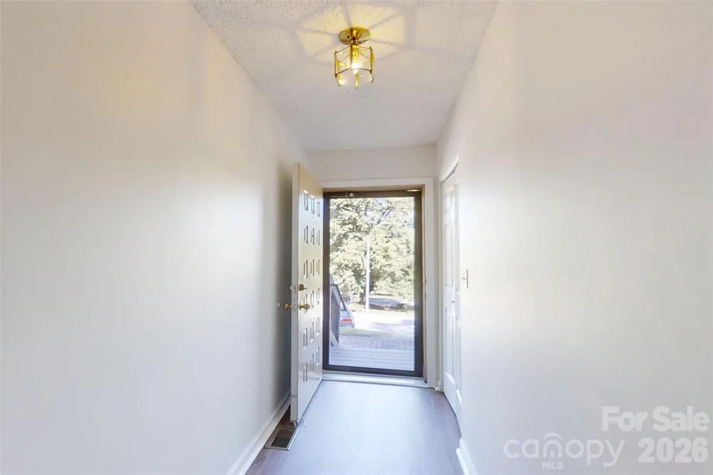 51 Pebble Creek Drive Asheville, NC 28803
