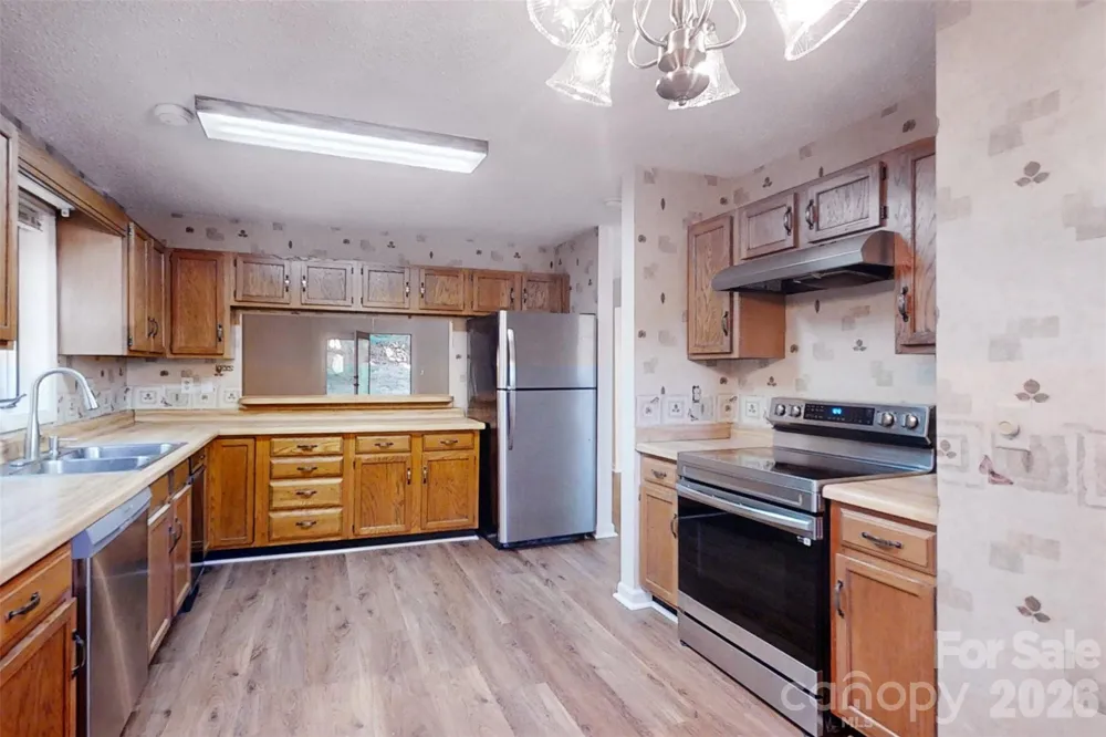 51 Pebble Creek Drive Asheville, NC 28803
