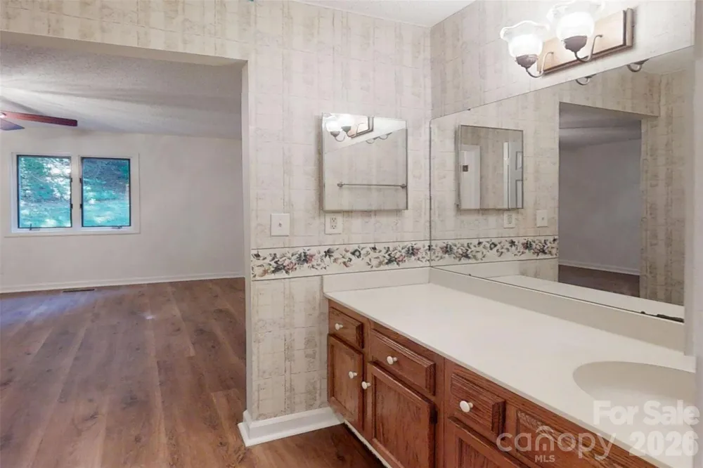 51 Pebble Creek Drive Asheville, NC 28803