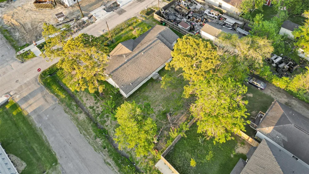 7954 Booker St Houston, TX 77028