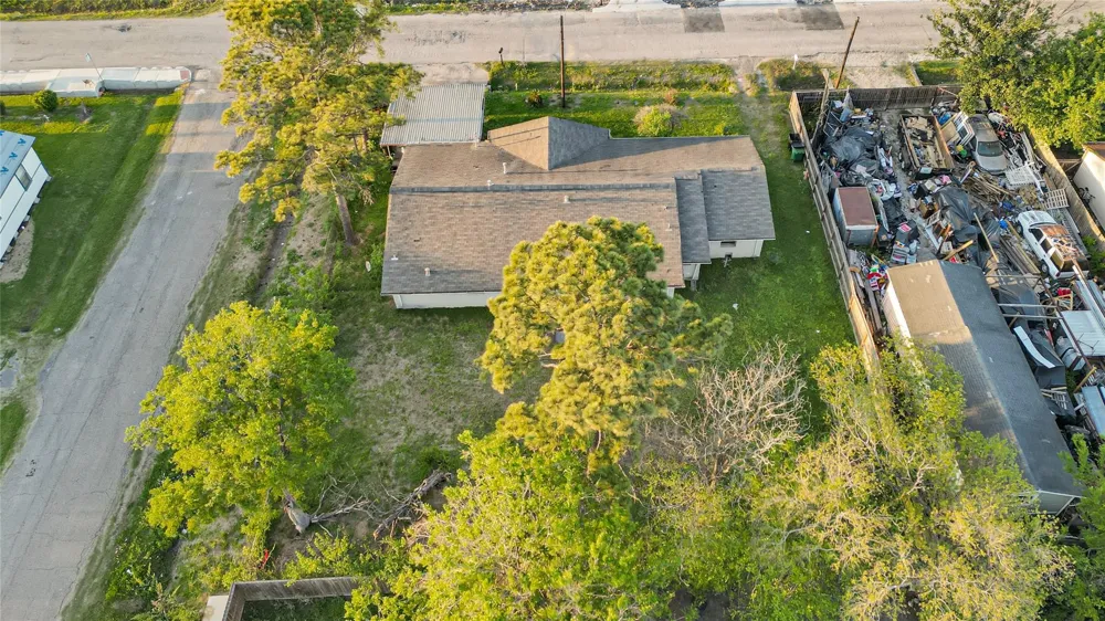 7954 Booker St Houston, TX 77028