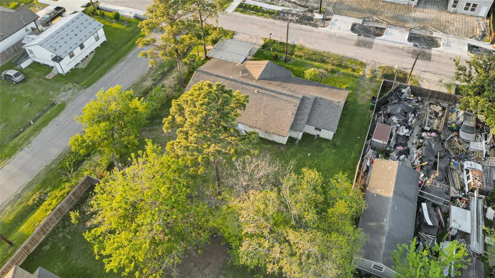 7954 Booker St Houston, TX 77028