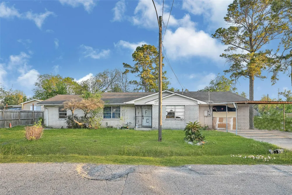 7954 Booker St Houston, TX 77028