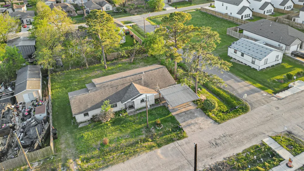 7954 Booker St Houston, TX 77028