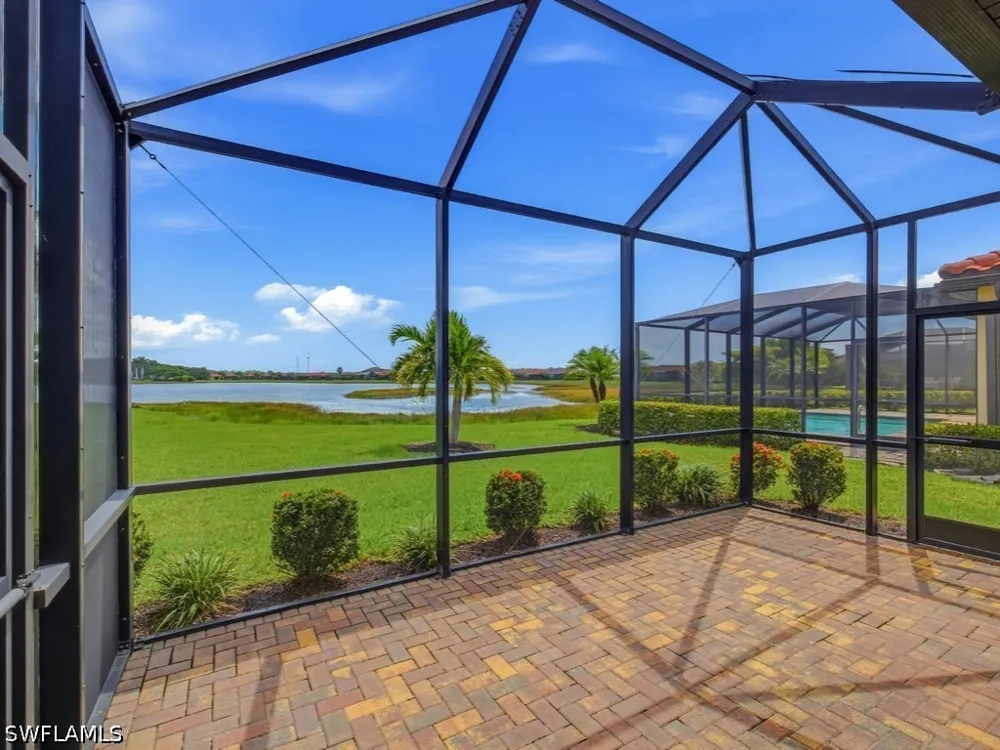 Santiago Circle Naples, FL 34113