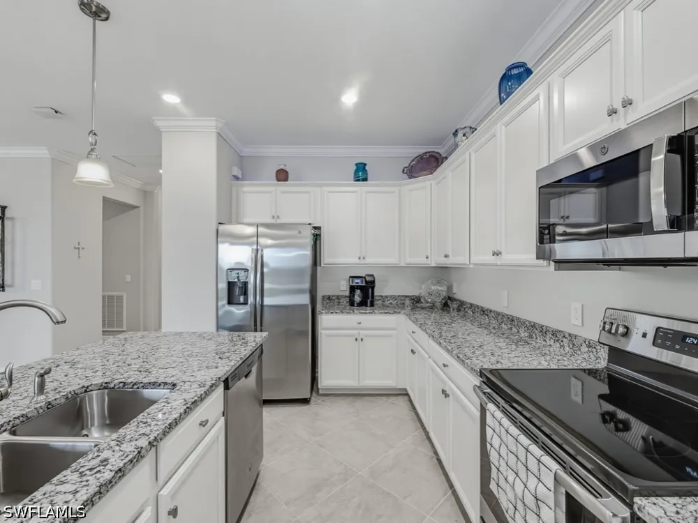 Santiago Circle Naples, FL 34113