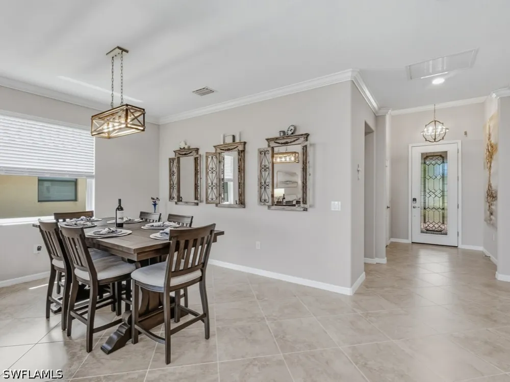 Santiago Circle Naples, FL 34113