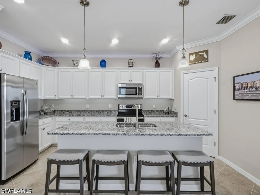 Santiago Circle Naples, FL 34113