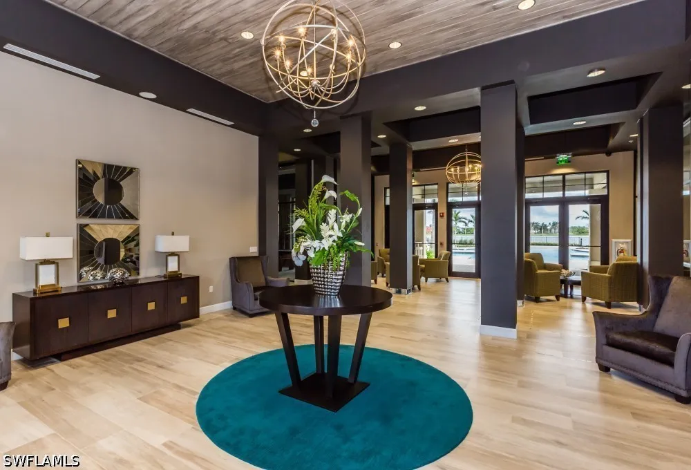 Santiago Circle Naples, FL 34113