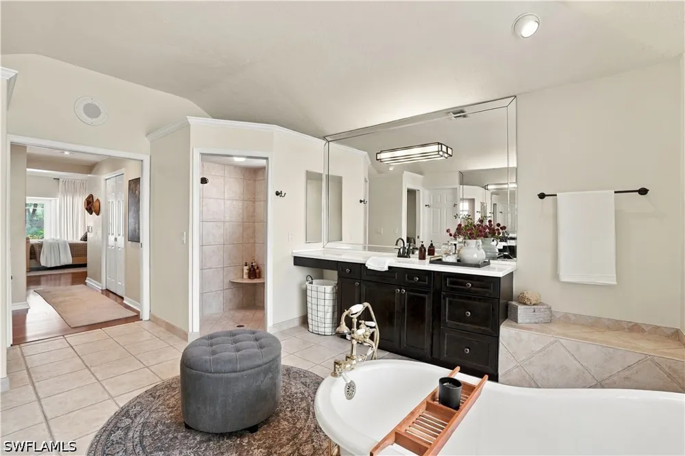 Treasure Cay Lane Bonita Springs, FL 34135