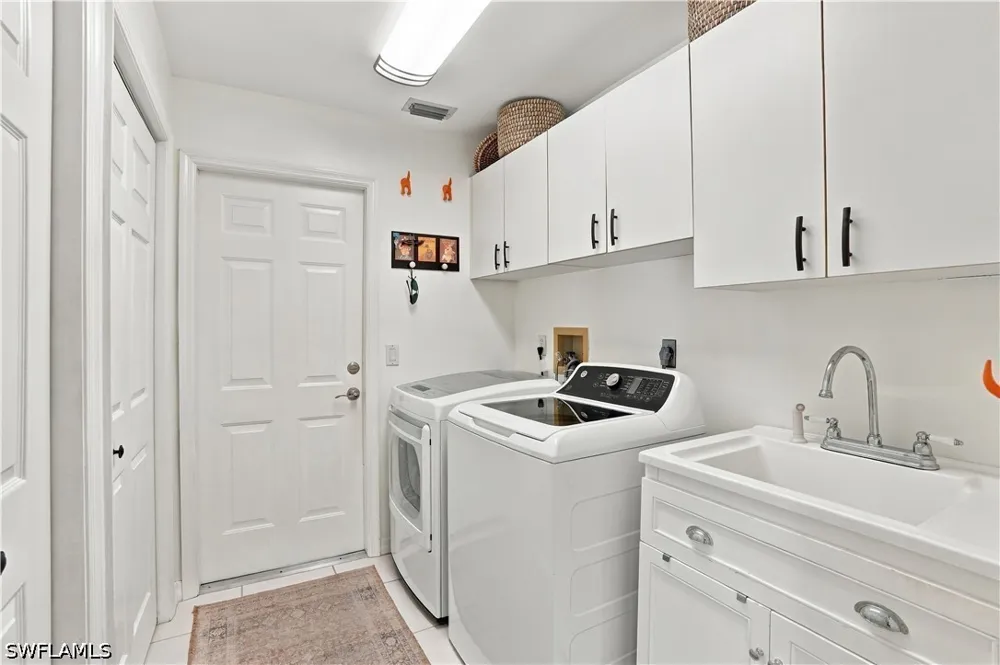 Treasure Cay Lane Bonita Springs, FL 34135
