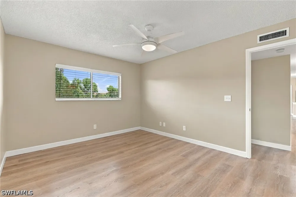 Summerlin Woods Drive #6 Fort Myers, FL 33919