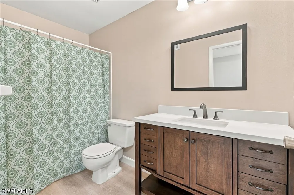 Summerlin Woods Drive #6 Fort Myers, FL 33919